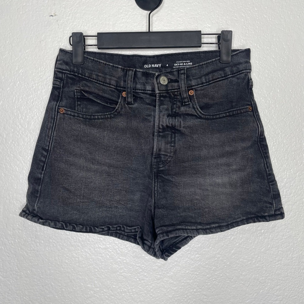 Old Navy Sky-Hi A-Line Black Denim Shorts Higher High-Rise Size 4